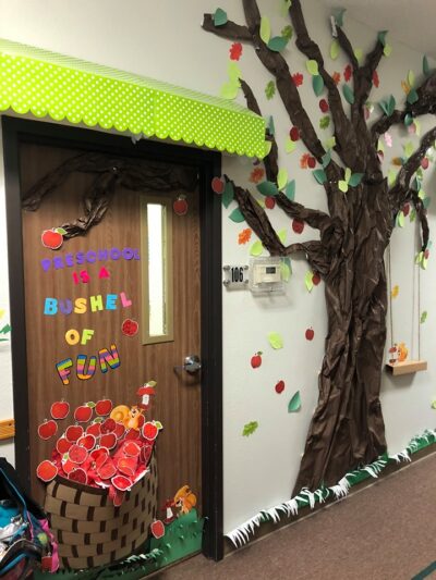 10 Brilliant Door Decorations for Preschool - Ideas for Every Season ...